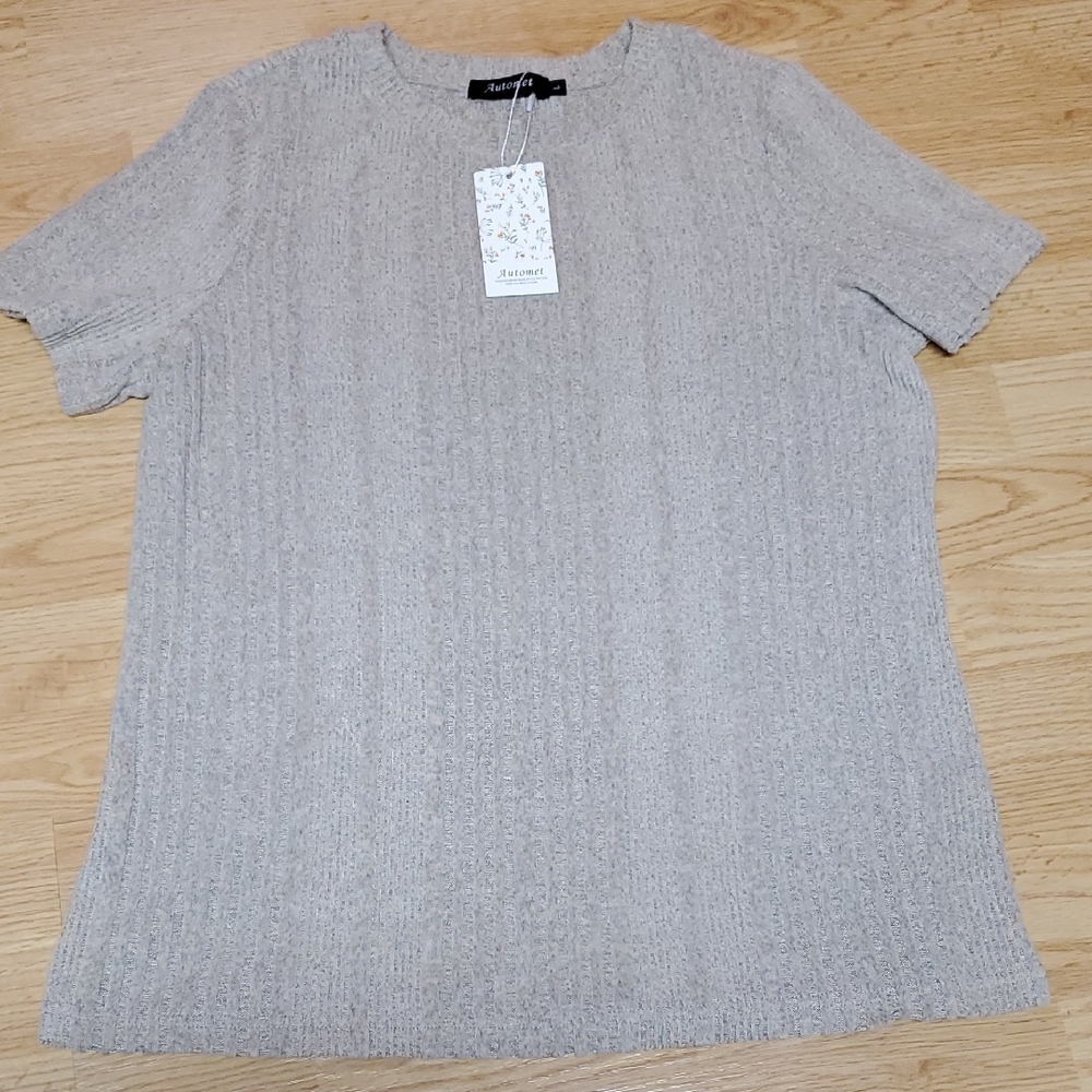 Automet Size Large Light Beige Khaki Short Sleeve Tee